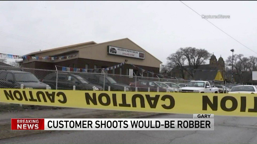 The investigation continues after a suspected holdup left a robbery suspect dead. Two men approached an employee at a used car lot in the 400 block of W. Ridge Rd in Gary.  They pulled out a gun and tried to rob him this Wednesday afternoon.