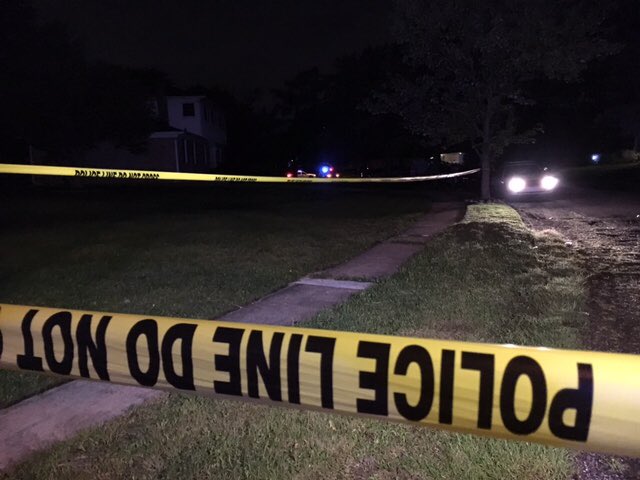 Metro police investigating shooting on northeast side that left one man dead