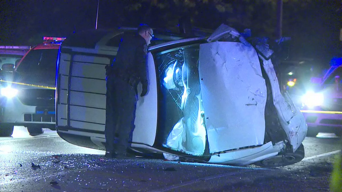Driver of SUV involved in deadly crash runs away from scene