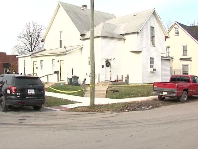 2-year-old accidentally shoots 4-year-old sister in the head in Lebanon, Ind.    