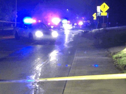 IMPD confirms that a person was shot near 34th St and Oxford St on the near NE side. No word on the condition of the victim, but they did appear to be awake and breathing when 