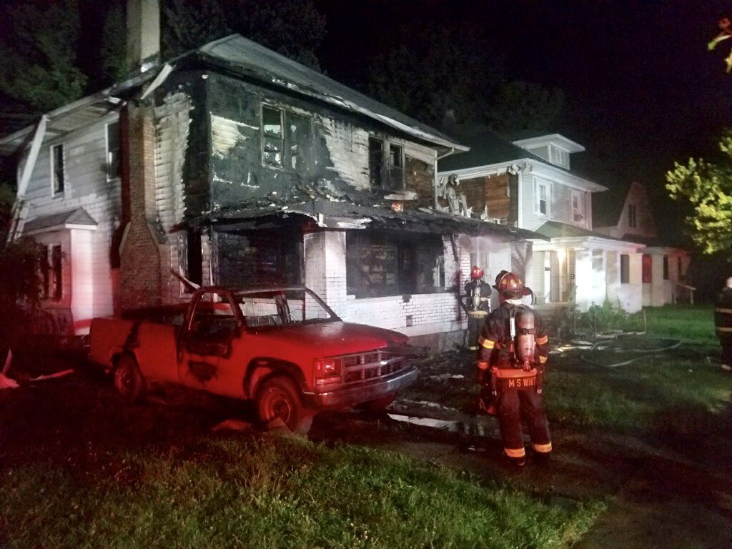 Fire Investigators on scene after heavy fire breaks out in vacant double residence at 112 N Grant Ave and damages exposure next door. Under Control in 30. $40K Damage No Injuries   