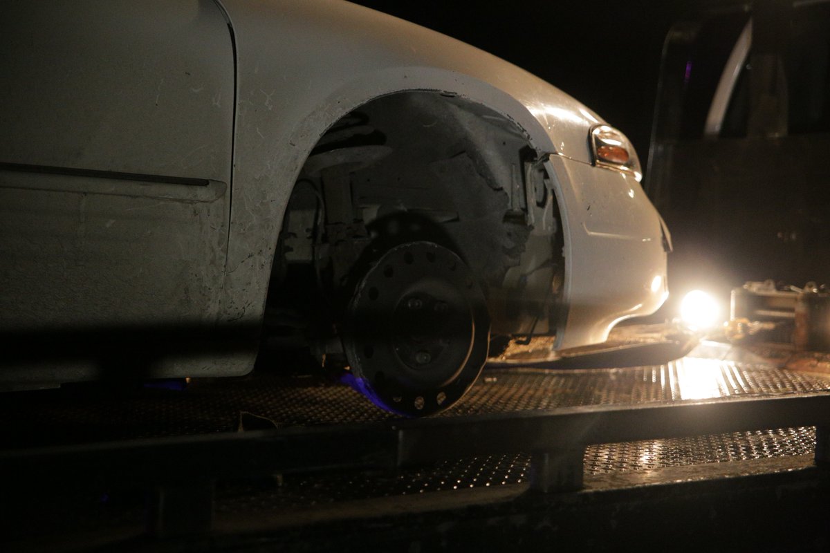 A chase in Henderson County ended this morning after starting in Evansville. VCSO recognized a man from a previous chase recently and say he rammed a cruiser before speeding off. HPD joined and the chase made its way to Corydon, where the driver stopped after losing three tires.   