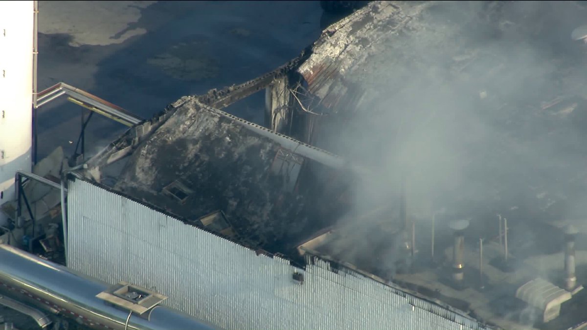 Fire at T.A.C East, a chemical washing facility in East Chicago, IN at 2000 Gary Rd