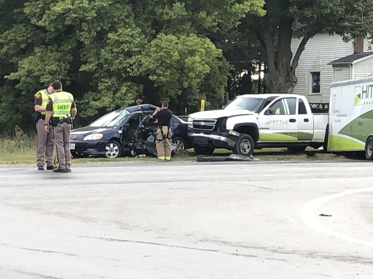 Crash happened around 7:50 am between 2 vehicles. A total of six people were injured. 2 critically, and the other 4 were walking around the scene before they themselves were taken to other hospitals