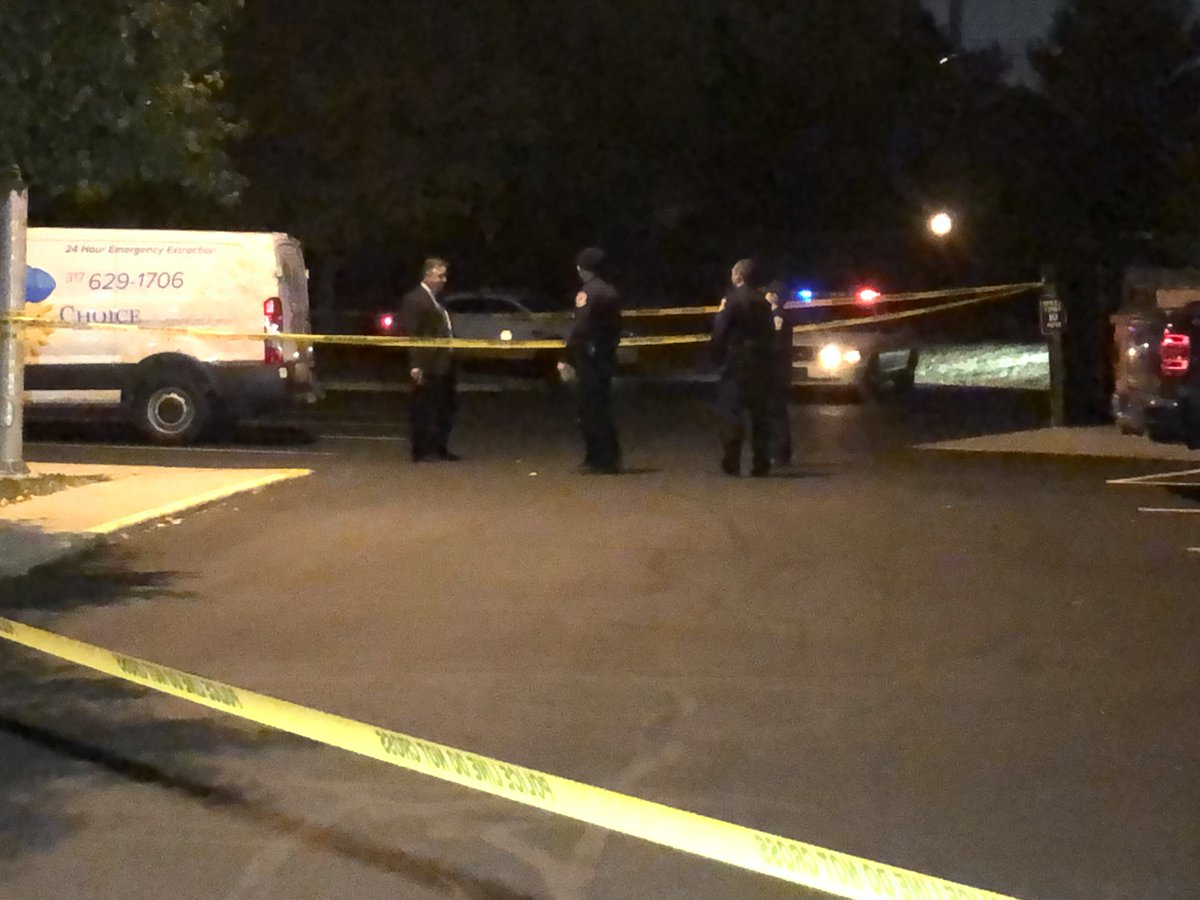 IMPD confirms a man was stabbed & killed  near Madison Ave &amp; Southport Rd around 2:00 - 2:15 this morning. Homicide detectives have the back corner of the Buck Ridge Apts roped with crime scene tape while they investigate. 