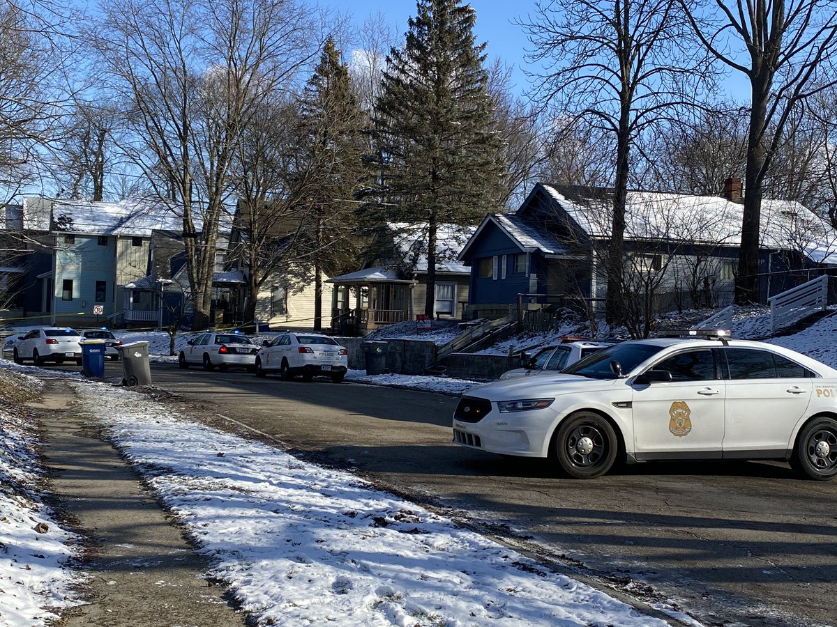 IMPD on the scene of a shooting on Jefferson Ave. We're told a woman was shot and taken to the hospital. Police have been going in and out of one home here. Aggravated assault detectives are investigating. 