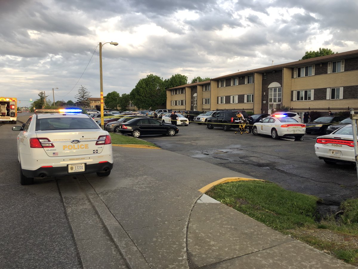 2 people stabbed this morning at 2 different scenes: IMPD conforms 2 people are in critical condition after being stabbed on 2 different sides of town before 7 am. 1 was on 38th St near Moller, the other off of College north of 86th (pics from 38th). 