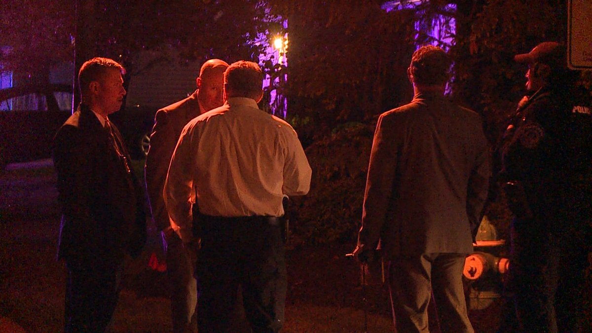 3 suspects in custody after shots fired at officer during chase on Indy's northwest side  in the 4000 block of Lafayette Road