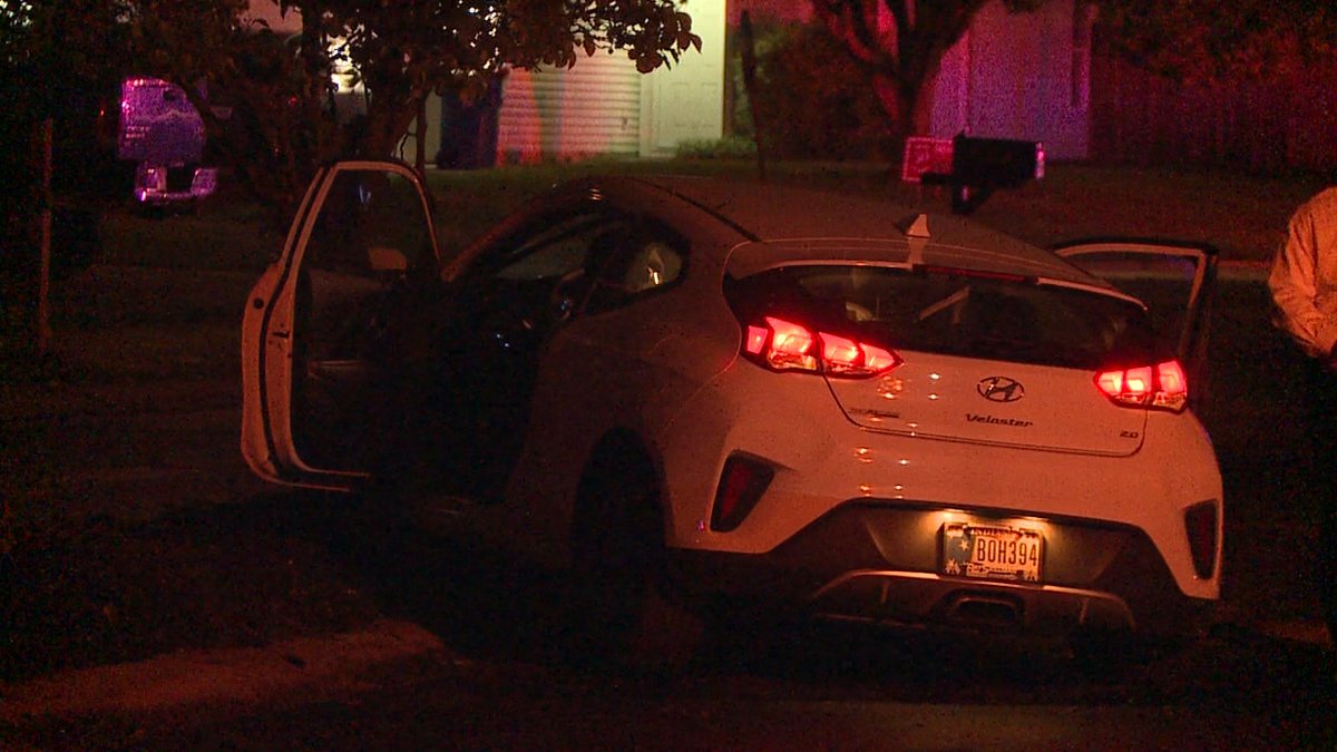 3 suspects in custody after shots fired at officer during chase on Indy's northwest side  in the 4000 block of Lafayette Road