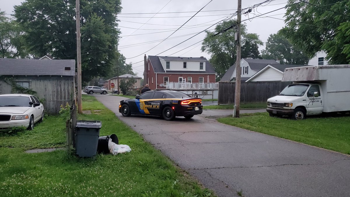 Clarksville shooting: female dead from multiple gunshot sounds. Suspect in custody. 100 block of Harrison Ave