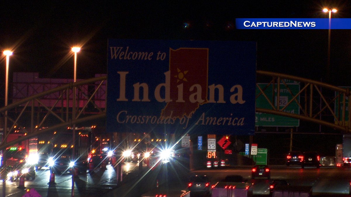 Hammond, IN: @IndStatePolice investigate a fatal traffic accident, westbound 80/94 near the Stateline late Monday night 