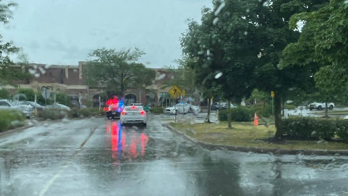 Police are responding to a shooting at Greenwood Park Mall in Greenwood, Indiana  diamondsdiamondsSeveral people have been shot, though officials have yet to confirm any injuries Indianapolis Indiana US