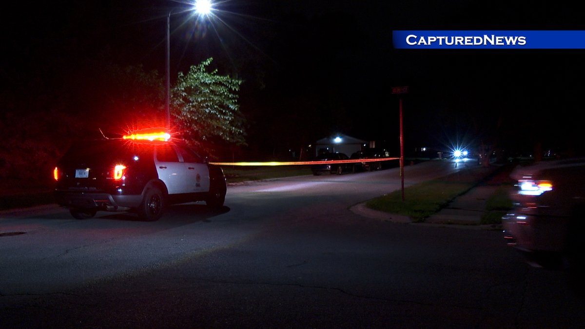 Merrillville, IN: Police investigate shooting near 73RD CT & Noble Monday night. A secondary scene near Independence Park involving a traffic accident is believed to be related to the shooting.  