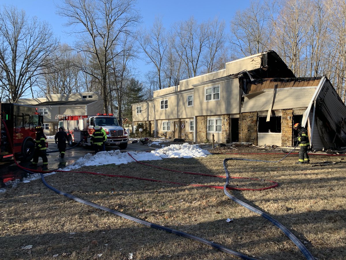 Multiple fire departments respond to apartment fire near Kokomo. No one injured, but section of building destroyed. 6 departments total responding to help transport water to the scene. No word on how many people have been displaced or cause  