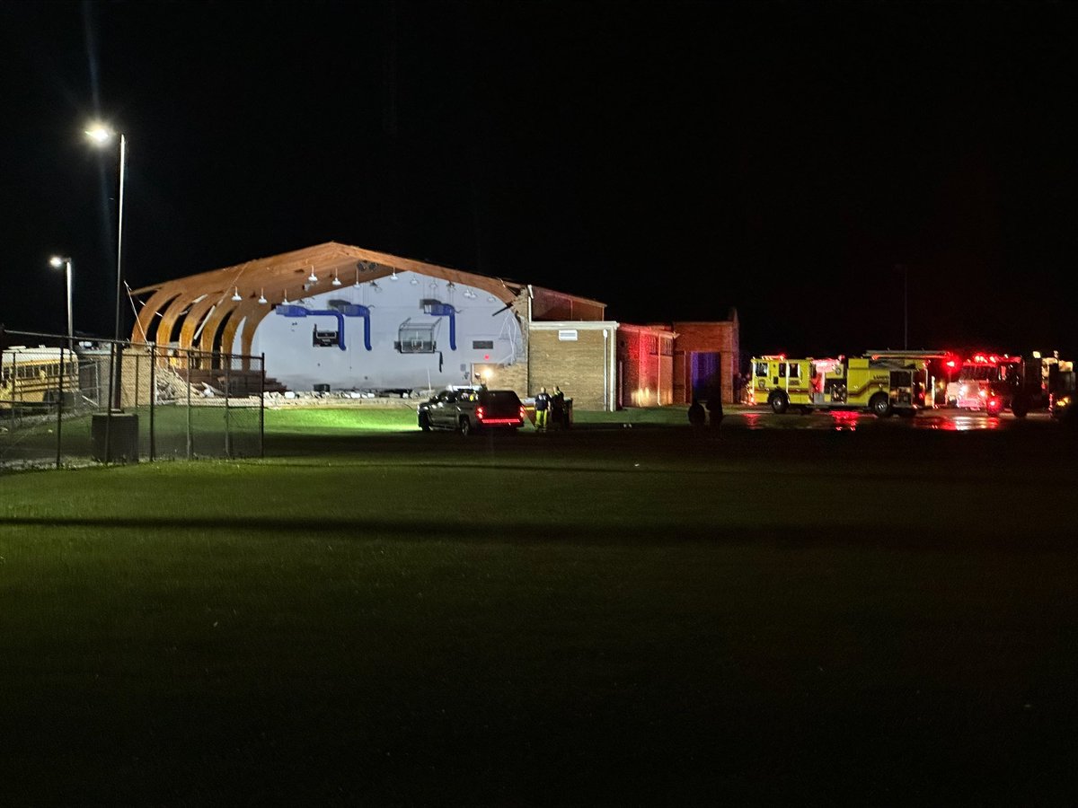 severe damage to the Frankton-Lapel School Administration Building/Gym. This goes right in line with the tornado warning in Madison County in Perkinsville from earlier tonight. 