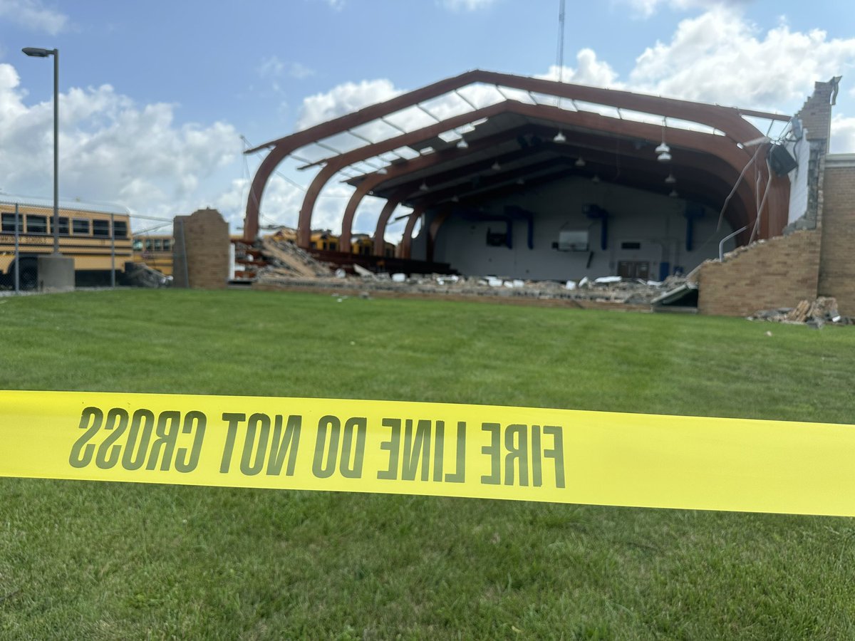 Crews that a tornado touched down here in Perkinsville last night. This is near W County Road 300 North and North County Road 800 West. MADISON COUNTY STORM DAMAGE: Frankton Lapel Community Schools Administration Building Several school buses At least two homes  