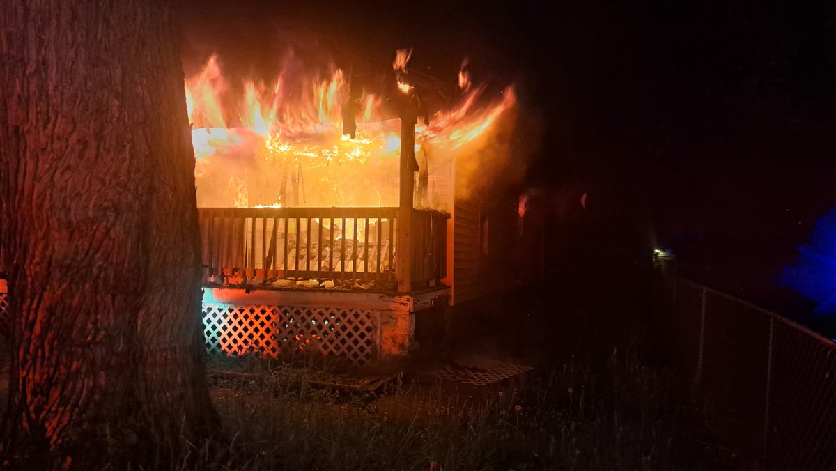 3rd Platoon found themselves out on East Murden with the second Residential structure fire of their 24 hour tour on Mothers Day. 