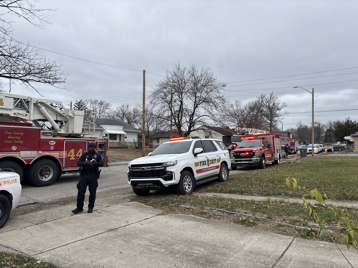 Confirmed double shooting and fire on Indy’s east side. Metro Police tell one person is dead, one is in critical condition. This is the scene on Audubon Road, near 38th and North Arlington Avenue.IMPD and Indianapolis Fire are on scene 